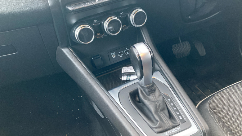 Renault Captur 1.6 E-TECH Hybrid 145 S Edition 5dr Auto Hybrid Hatchback